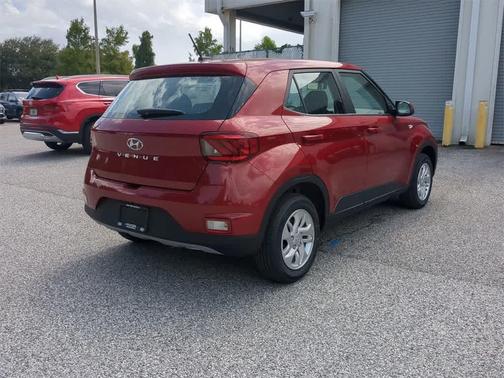 2026 Hyundai VENUE SE