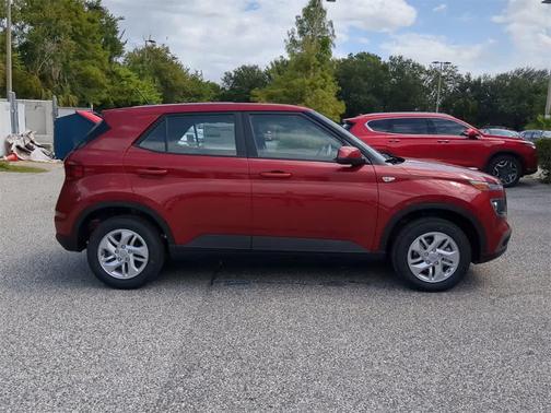 2026 Hyundai VENUE SE