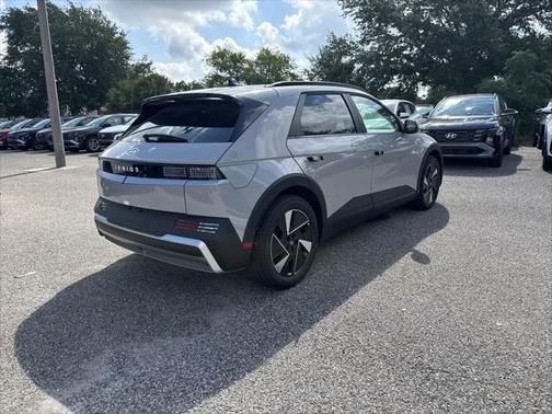 2025 Hyundai IONIQ 5 SEL