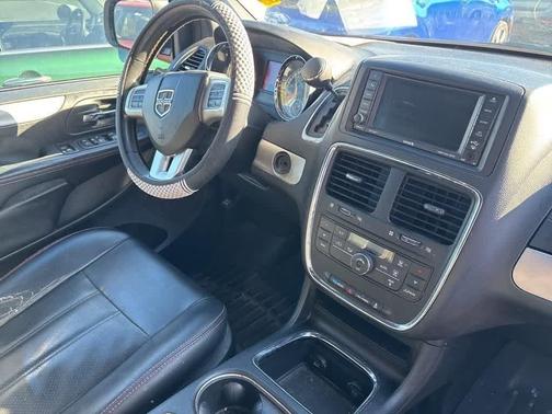 2016 Dodge Grand Caravan R/T