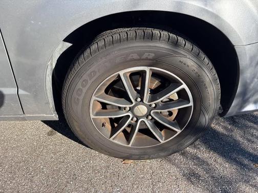 2016 Dodge Grand Caravan R/T