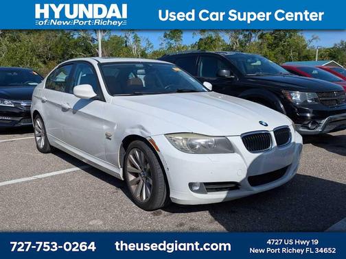 Alpine White 2011 BMW 328 xDrive