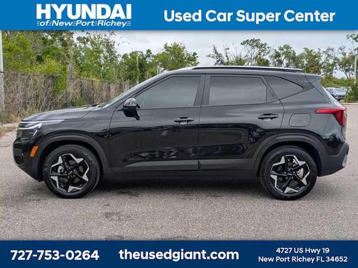 Fusion Black 2025 Kia Seltos S