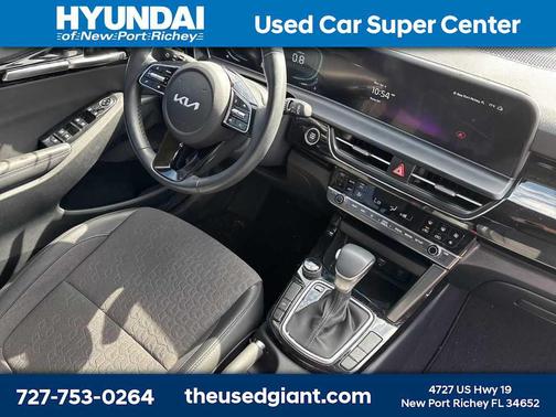 Fusion Black 2025 Kia Seltos S