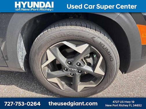 Fusion Black 2025 Kia Seltos S