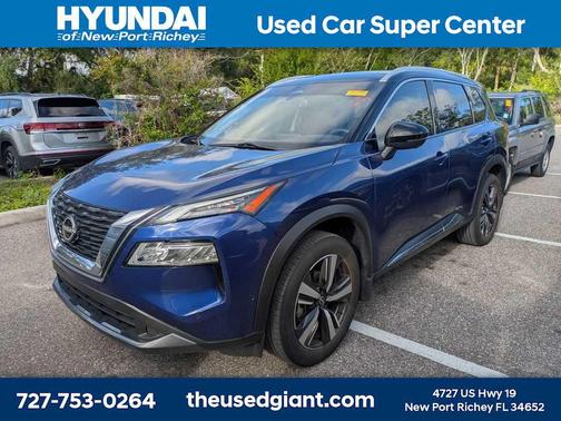 Caspian Blue Metallic/Super Black 2023 Nissan Rogue SL