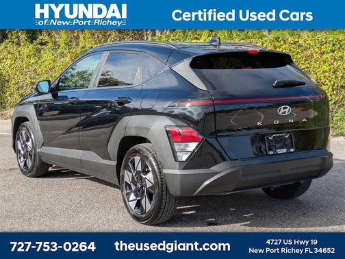 2025 Hyundai KONA SEL Convenience