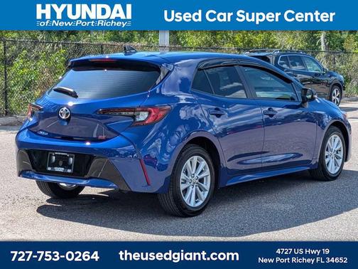 Blue Crush Metallic 2026 Toyota Corolla SE
