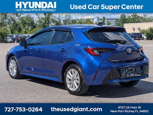 Blue Crush Metallic 2026 Toyota Corolla SE