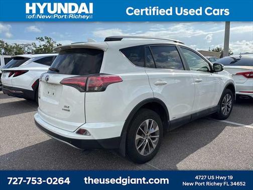 2018 Toyota RAV4 Hybrid XLE
