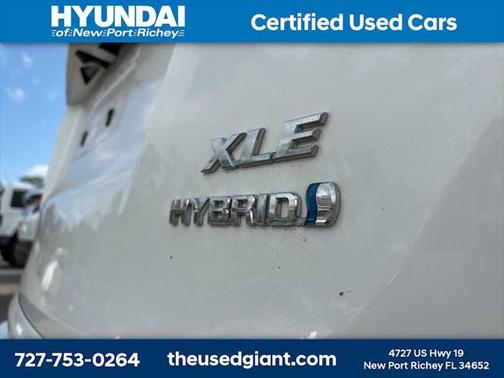 2018 Toyota RAV4 Hybrid XLE