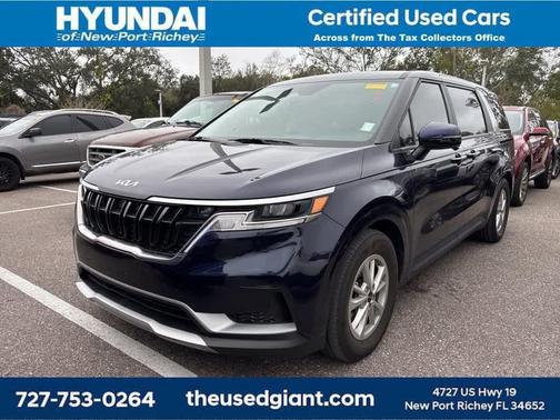 2024 Kia Carnival LX