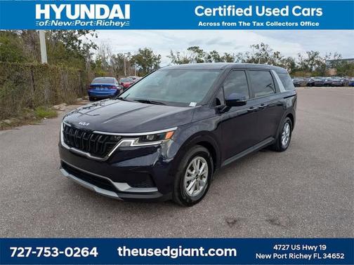 2024 Kia Carnival LX