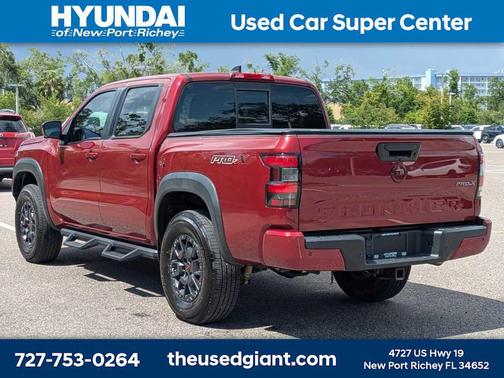 Cardinal Red Tricoat 2022 Nissan Frontier PRO-X
