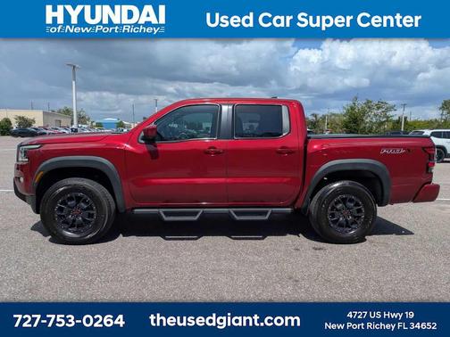 Cardinal Red Tricoat 2022 Nissan Frontier PRO-X
