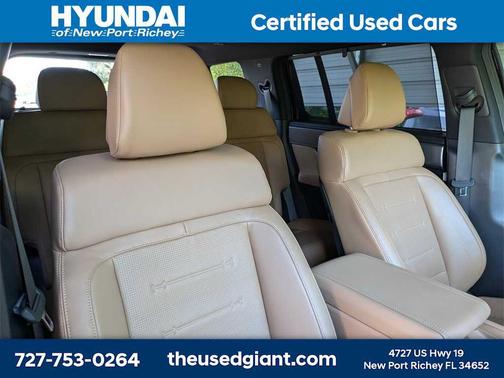 2025 Hyundai SANTA FE Limited