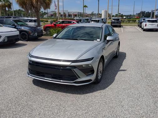 2026 Hyundai SONATA SE