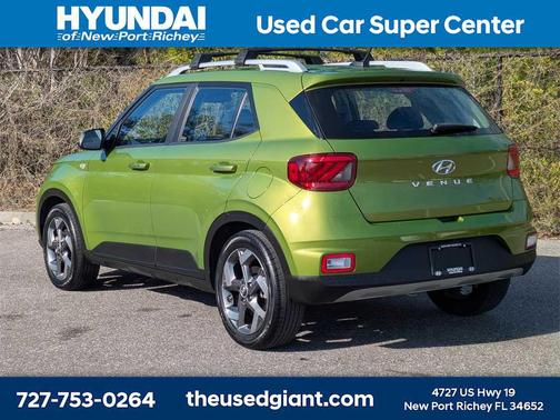 2024 Hyundai VENUE SEL