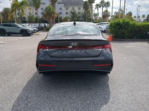 2026 Hyundai ELANTRA Sport