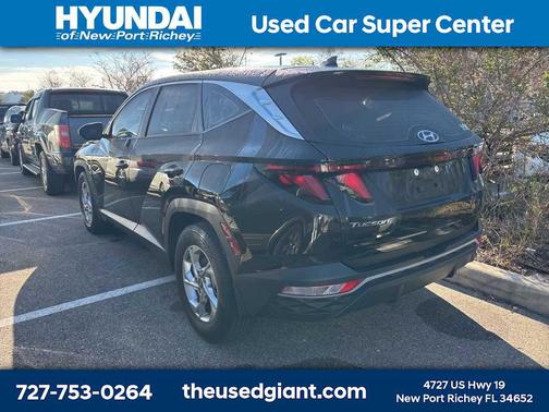 2024 Hyundai TUCSON SE
