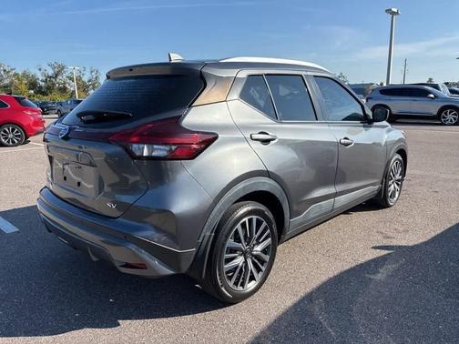 2021 Nissan Kicks SV