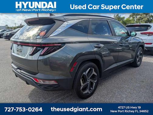 Amazon Gray 2022 Hyundai TUCSON SEL