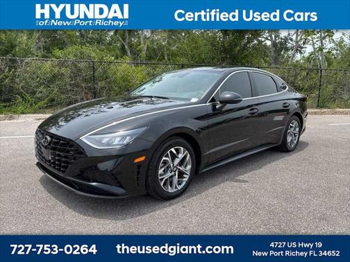 2022 Hyundai SONATA SEL