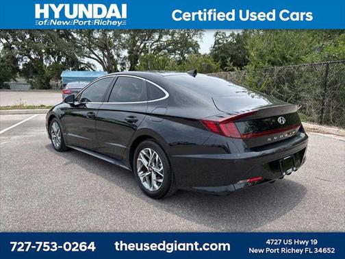 2022 Hyundai SONATA SEL