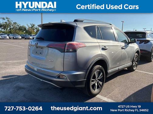 2018 Toyota RAV4 XLE