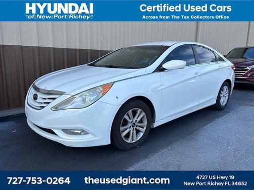 2013 Hyundai SONATA GLS