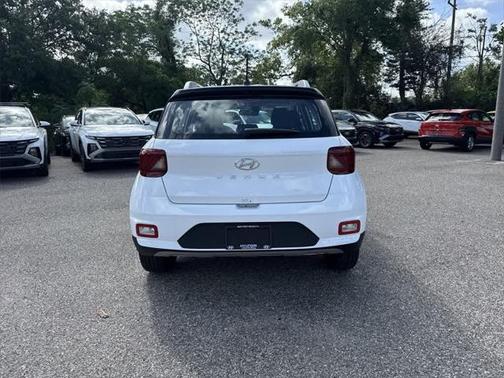 2025 Hyundai VENUE Limited