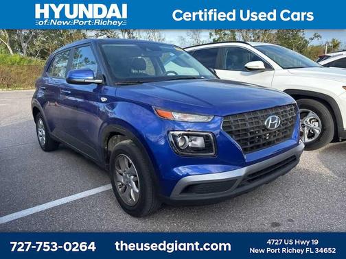 2022 Hyundai VENUE SE