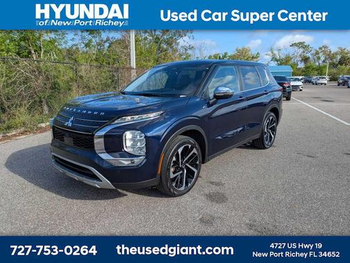 2022 Mitsubishi Outlander SE