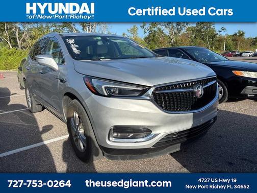 2020 Buick Enclave Essence