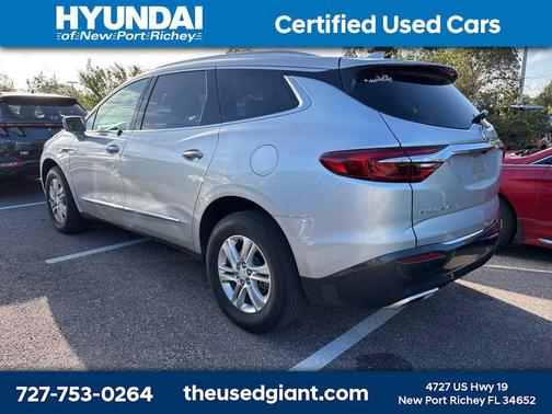2020 Buick Enclave Essence