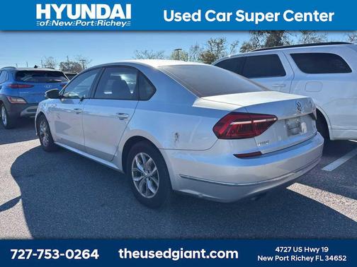 2018 Volkswagen Passat 2.0T S