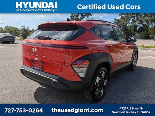 2024 Hyundai KONA SEL