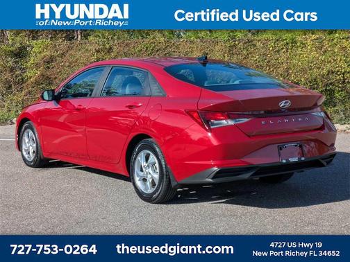 2023 Hyundai ELANTRA SE