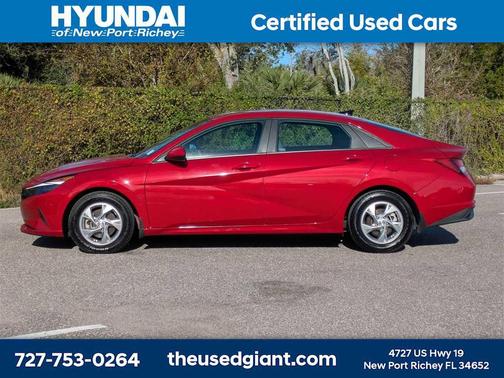 2023 Hyundai ELANTRA SE