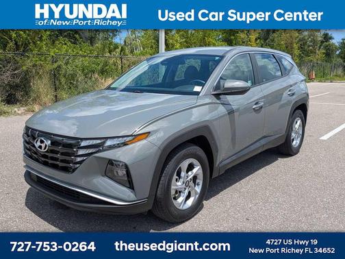 Hampton Gray 2024 Hyundai TUCSON SE