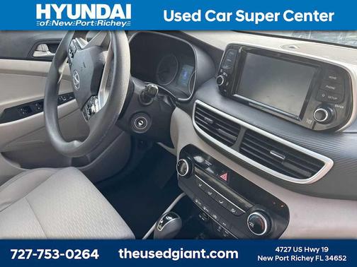 White Pearl 2019 Hyundai TUCSON SE