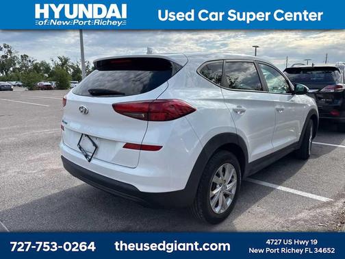 White Pearl 2019 Hyundai TUCSON SE
