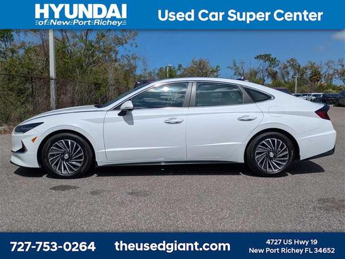 2023 Hyundai SONATA Hybrid Limited