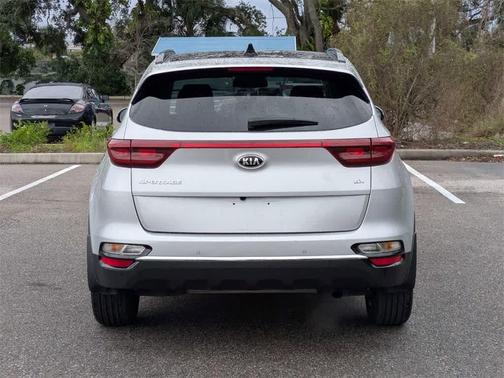 2022 Kia Sportage EX