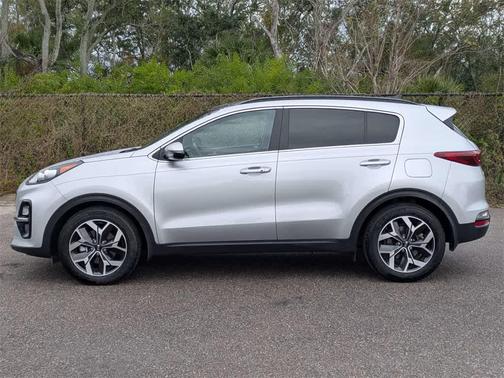 2022 Kia Sportage EX