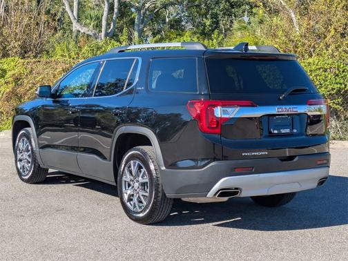 2023 GMC Acadia FWD SLT