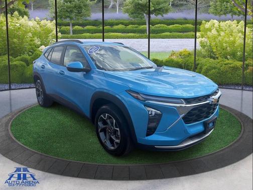 BBLUE 2025 Chevrolet Trax LT