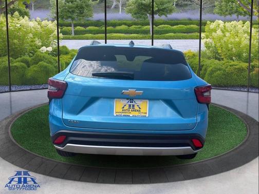 BBLUE 2025 Chevrolet Trax LT