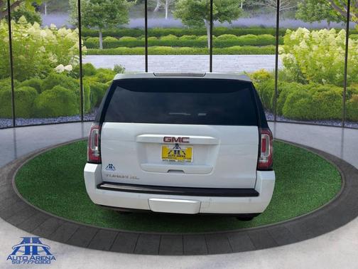 Summit White 2019 GMC Yukon XL SLT