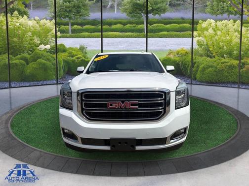 Summit White 2019 GMC Yukon XL SLT